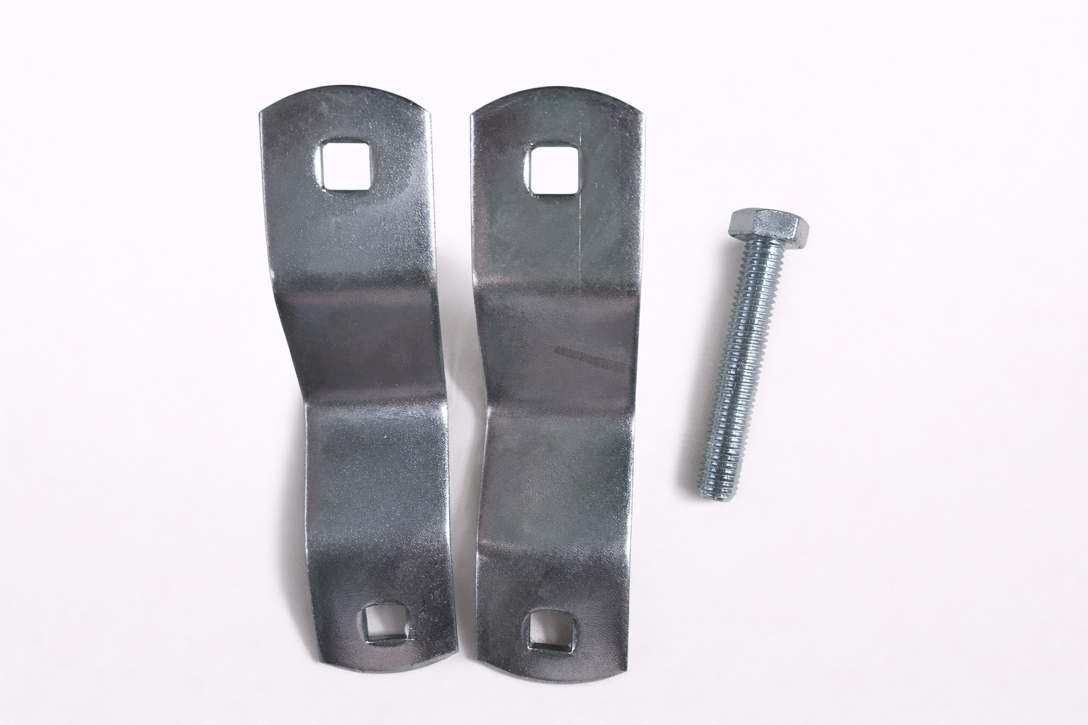 coppia-staffe-zincate-con-fori-quadri-bullone-kit-fissaggiosupporto